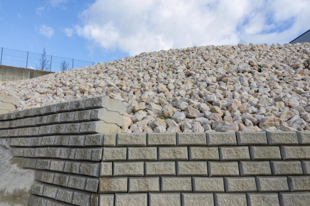 Grand Landscape Design